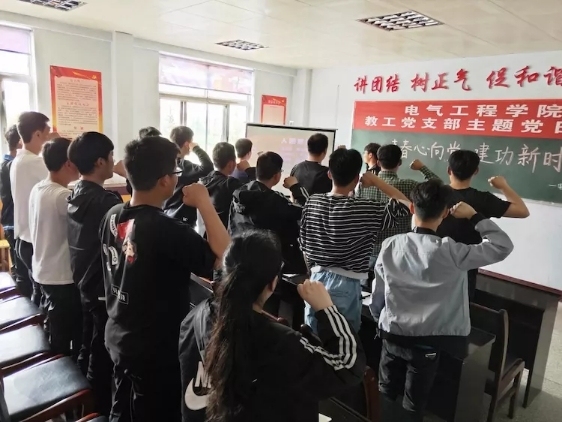 https://mmbiz.qpic.cn/mmbiz_jpg/UHhBlXKEQ9cztjOTsaic1FW1cv5TocyyiccYEX7TLvPbycSSibT5lbDBqhMScGCJgXmEVwucMmz99HReSXewQpFGA/?wx_fmt=jpeg