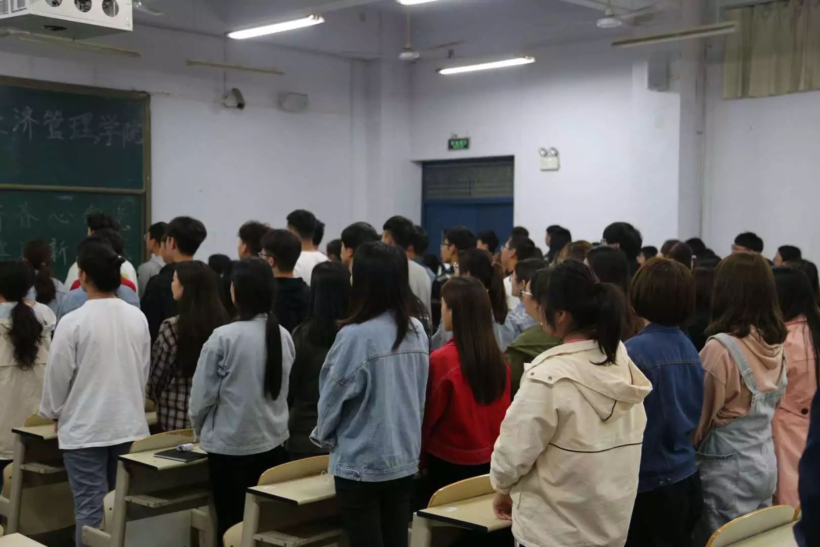 https://mmbiz.qpic.cn/mmbiz_jpg/UHhBlXKEQ9cztjOTsaic1FW1cv5TocyyicQ9LsWK50GCSxJKqicGzzOC7eBIjRUFNsp3qMBkV5UDBiaweBn39XarNQ/?wx_fmt=jpeg
